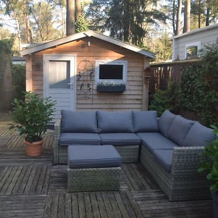 Te Huur: Leuke 4-Persoons Stacaravan Op Top Locatie! Hoenderloo Bagian luar foto